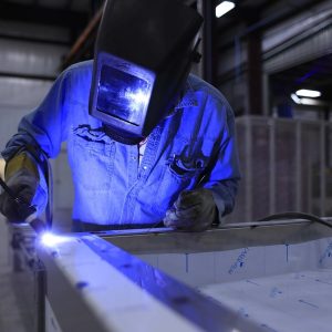 welder-g235a55436_1280
